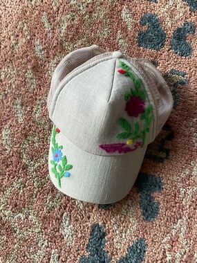 Prana floral tan embroidered trucker hat, one size fits most